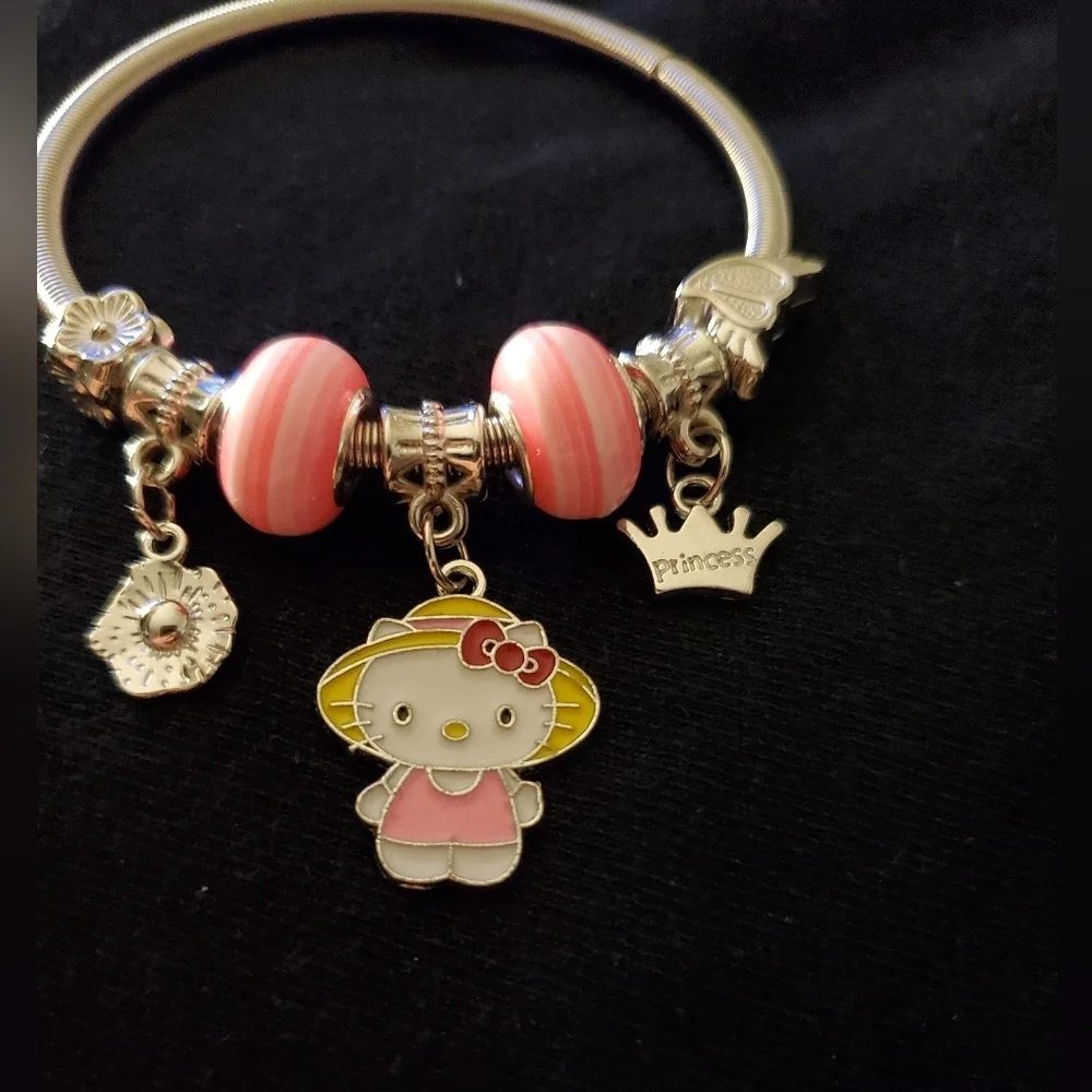 Hello Kitty delicate silver pink